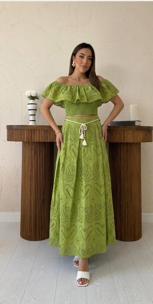 Luxe Off Shoulder Eyelet Top And Skirt Set FT806