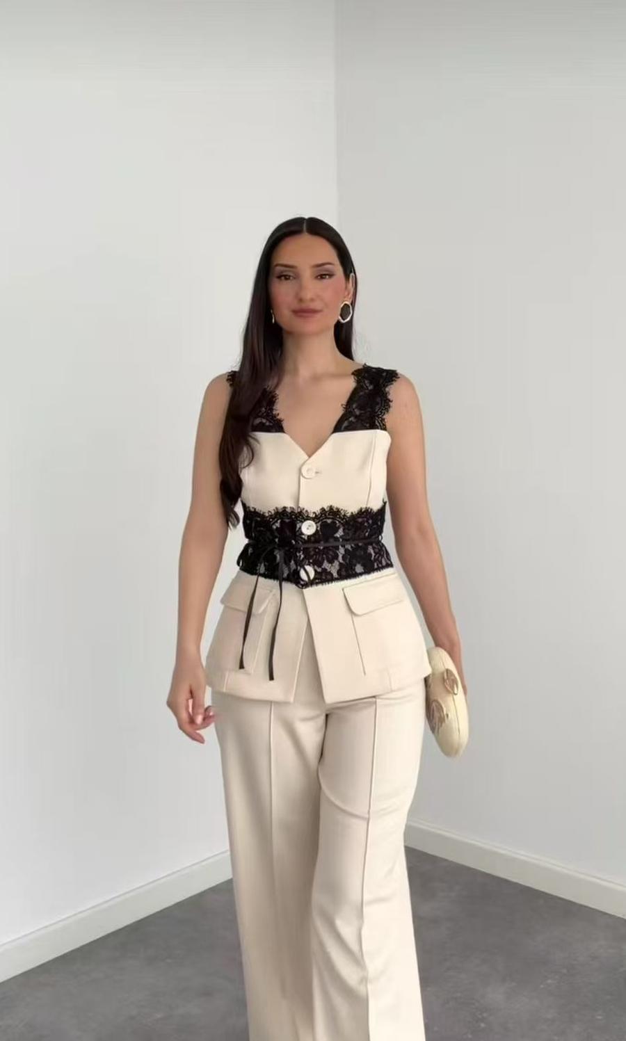 Power Suit With Lace Detailed Belt FT779