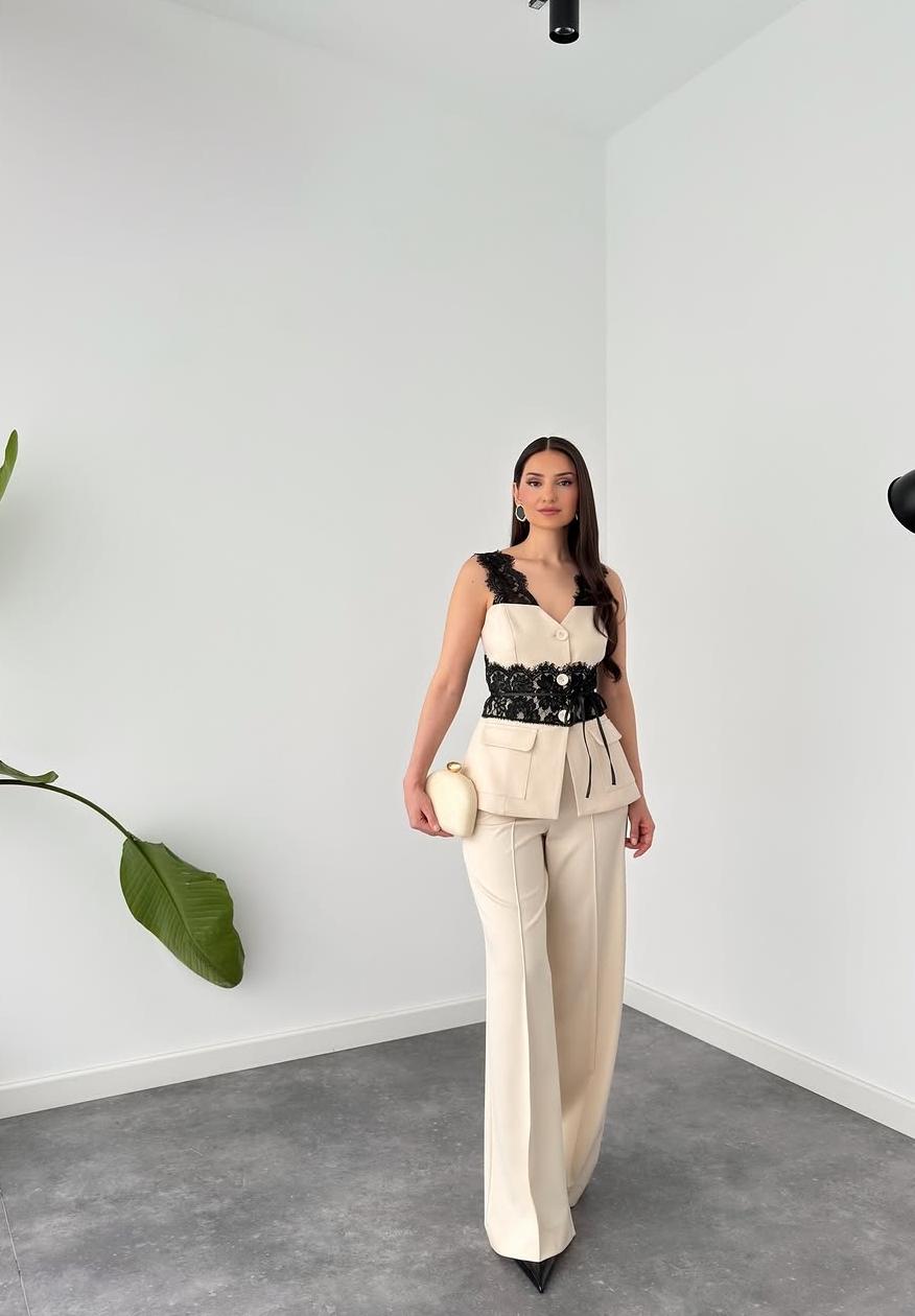 Power Suit With Lace Detailed Belt FT779