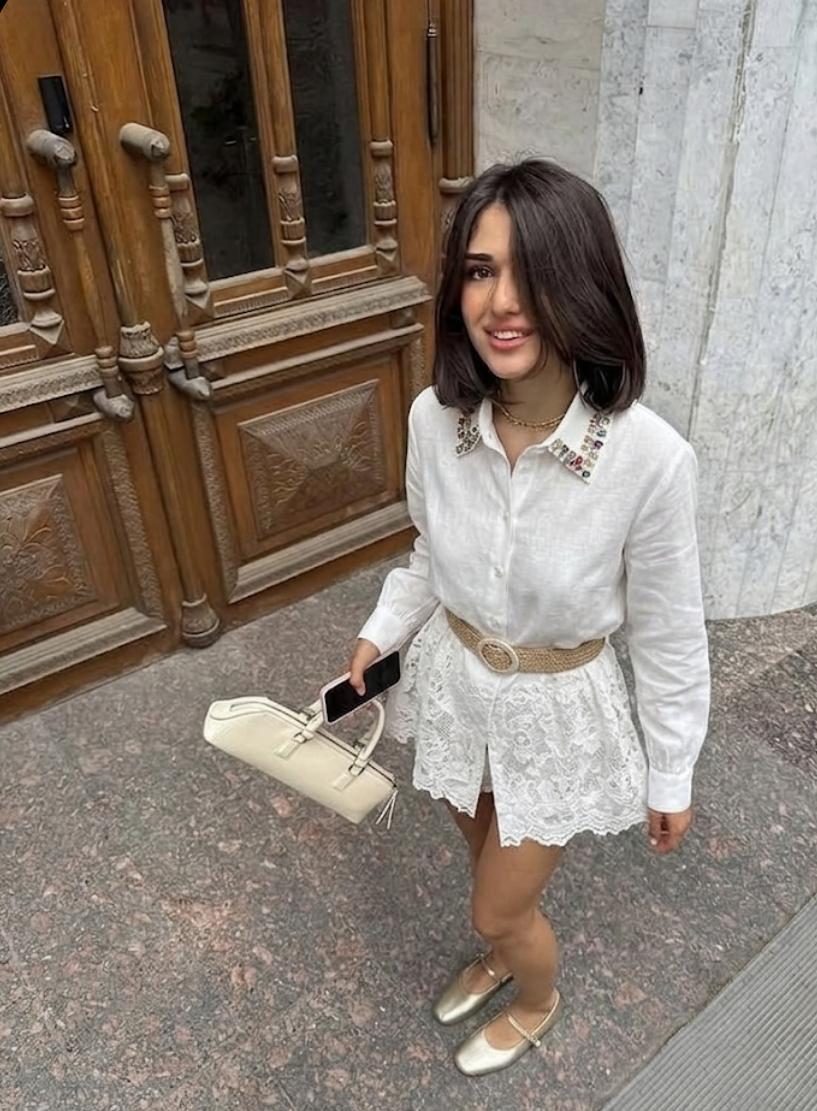 Lace Detailed Embellished Shirt  With Belt FT812