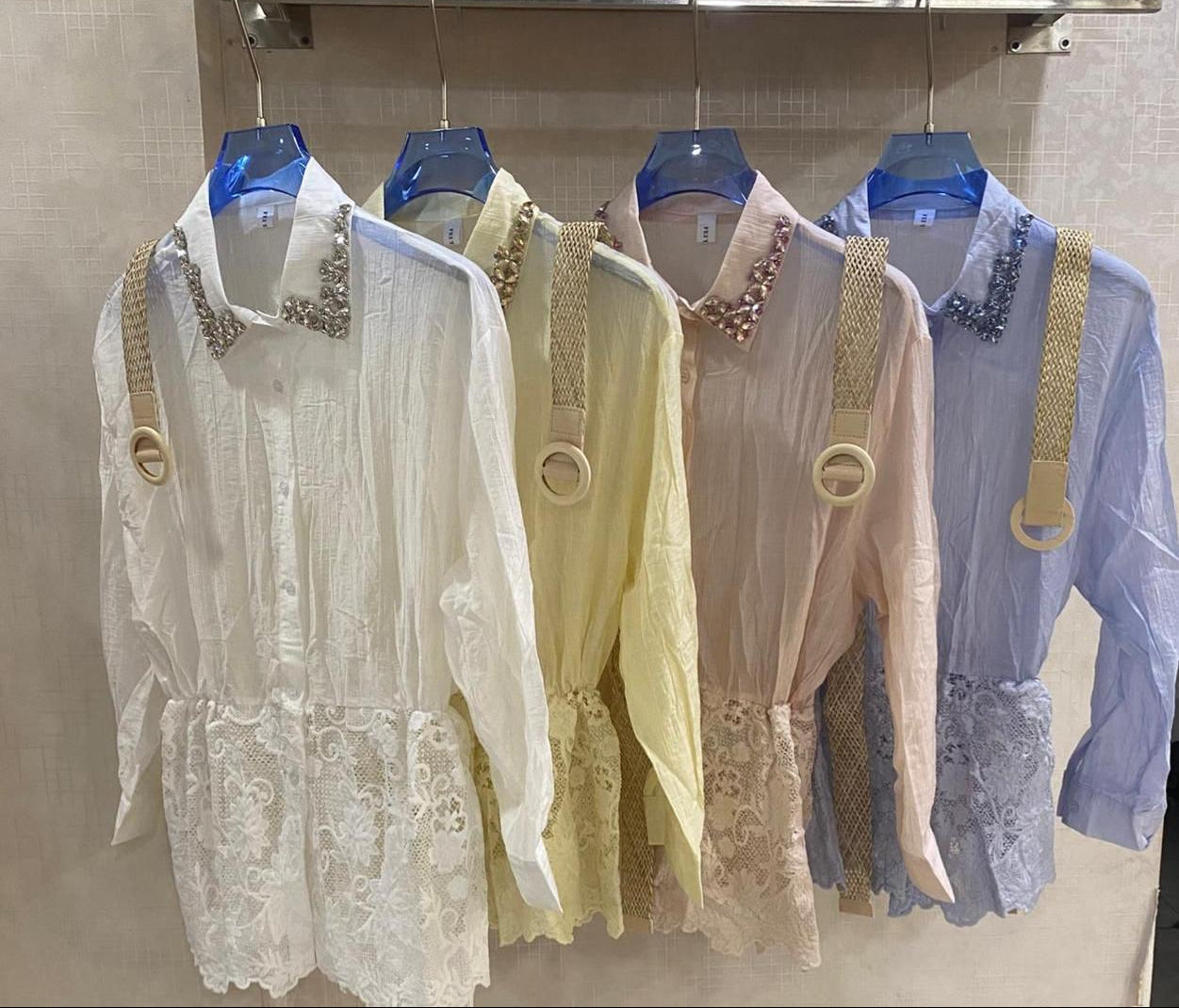 Lace Detailed Embellished Shirt  With Belt FT817