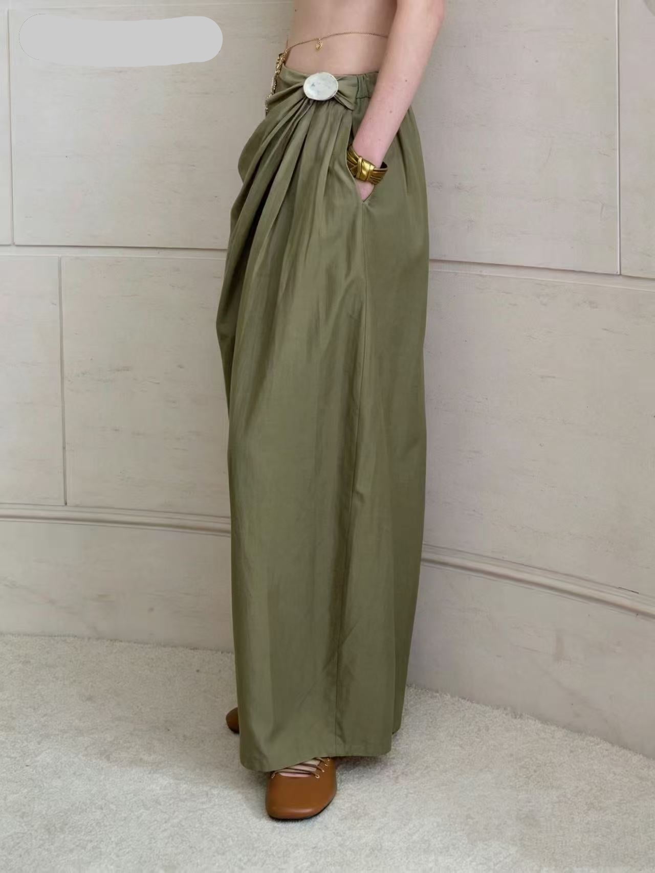High-Waist Loose Pant With Wrap Design And Metal Button Detail FT820