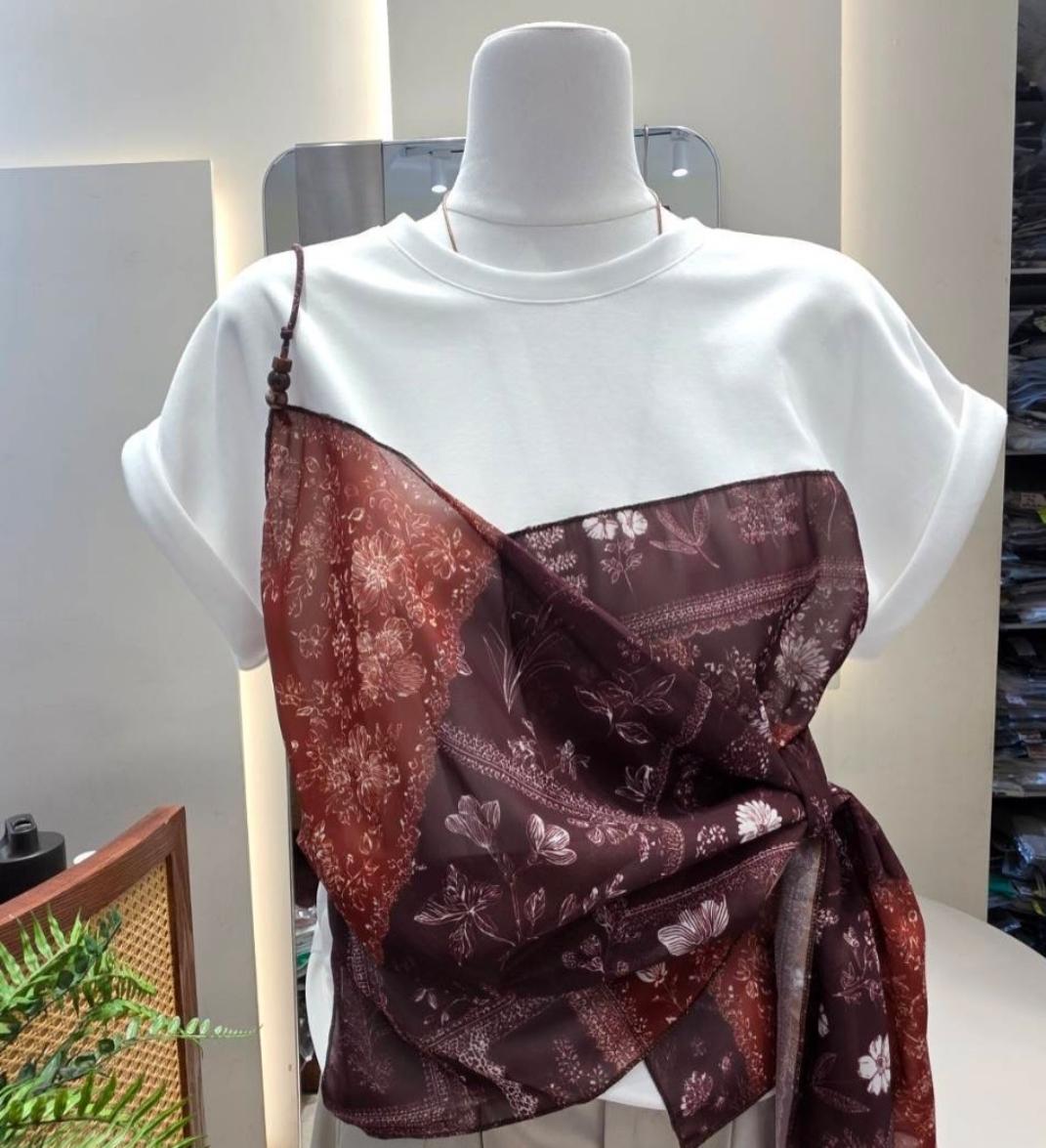 Beautiful Scarf Attached Top FT918