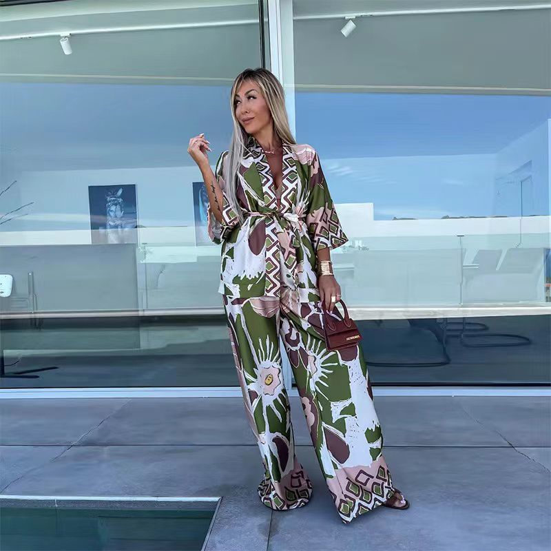 Beautiful patterned kimono top and matching wide-leg trousers FT9478