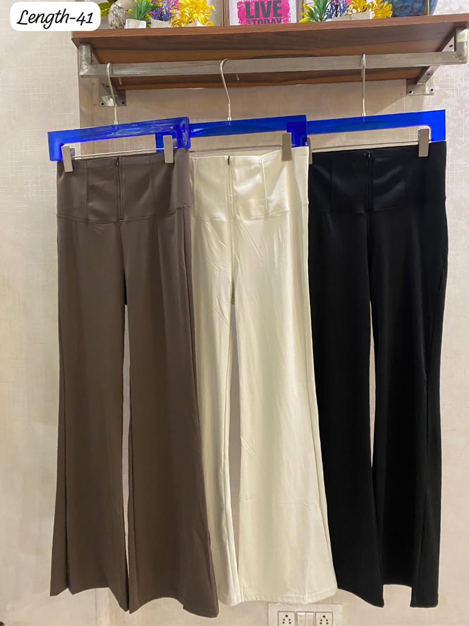 Beautiful Flared high waist yoga pants FT952