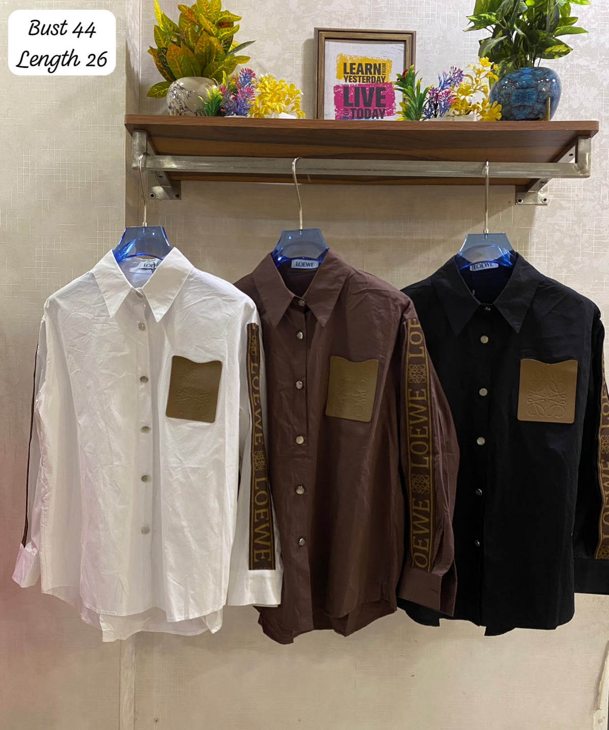 Beautiful embossed logo loewe shirt FT951