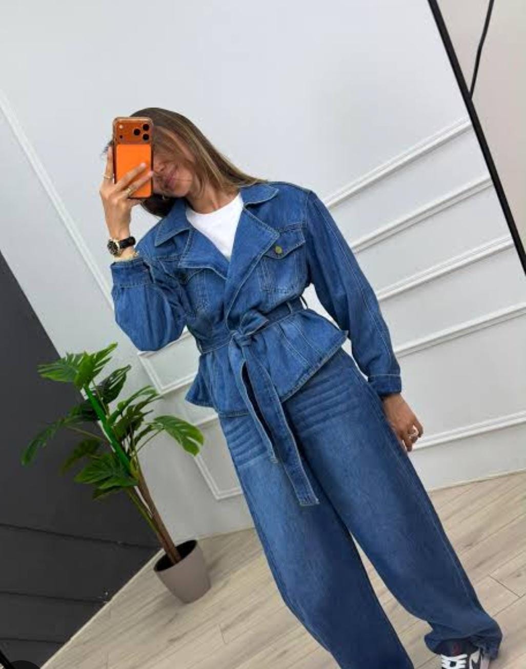 Elegant Denim co-ord set featuring a belted, pocket jacket and wide-leg flare denim pants FT958