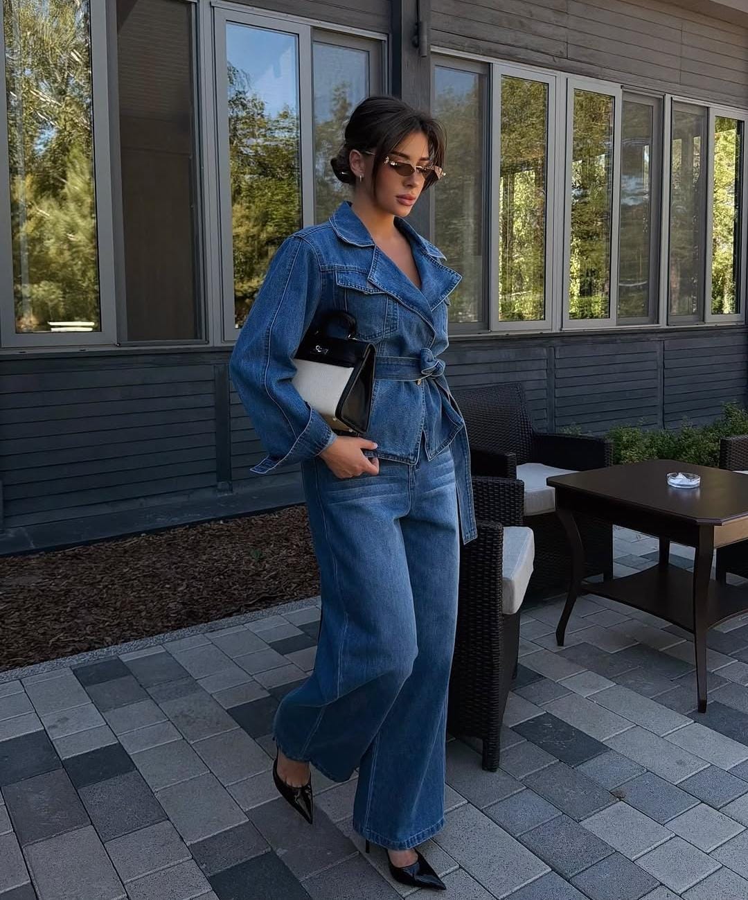 Elegant Denim co-ord set featuring a belted, pocket jacket and wide-leg flare denim pants FT958