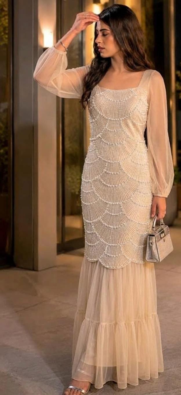 Beautiful  Luxe pearl detailed Stretchable dress FT972