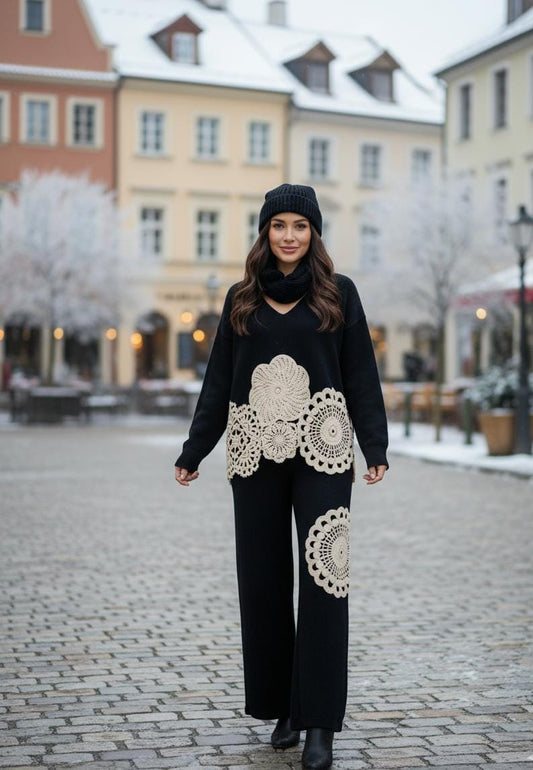 Artisan Woolen Crochet Detailed Set FT400